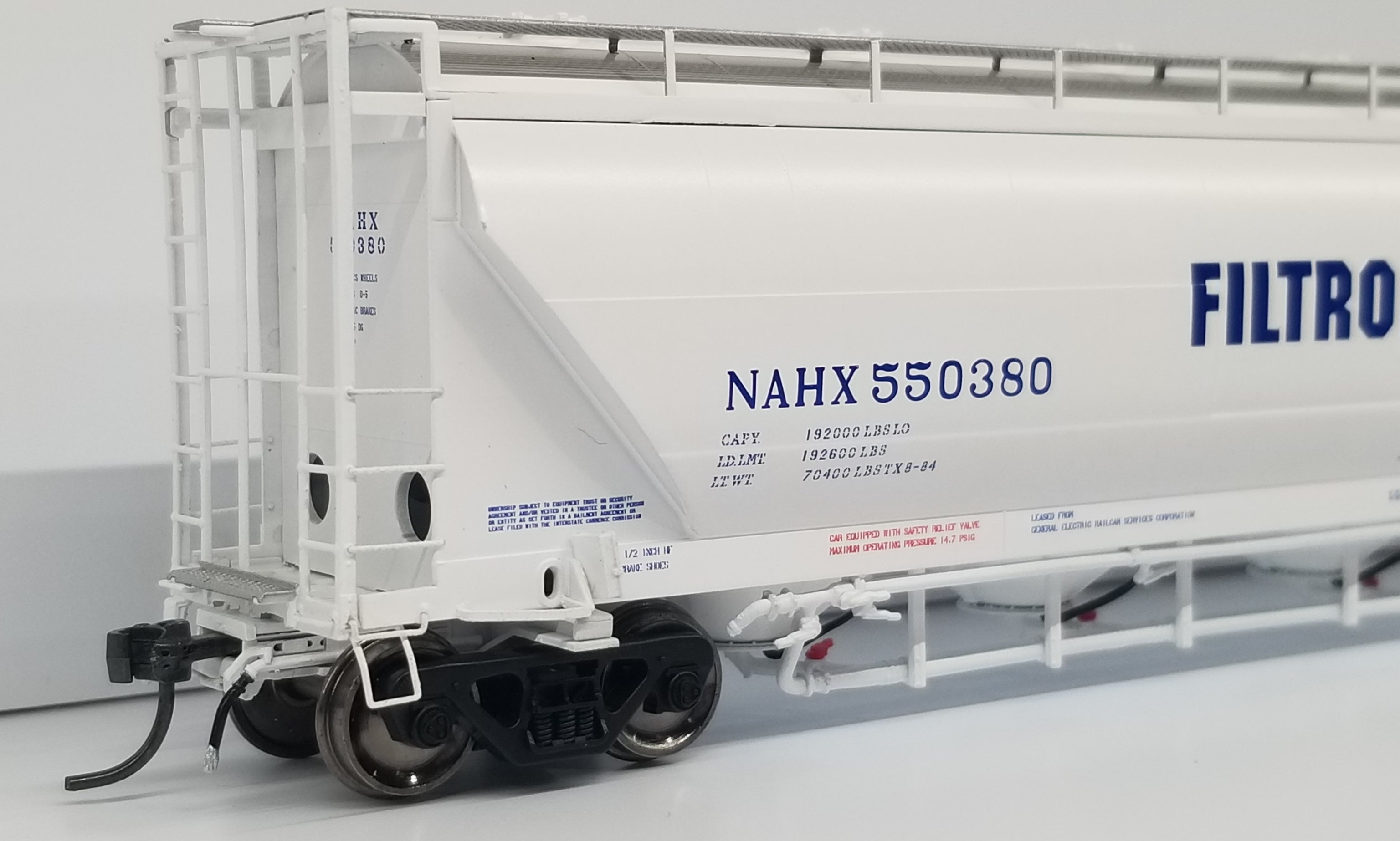 PD5000 Covered Hopper