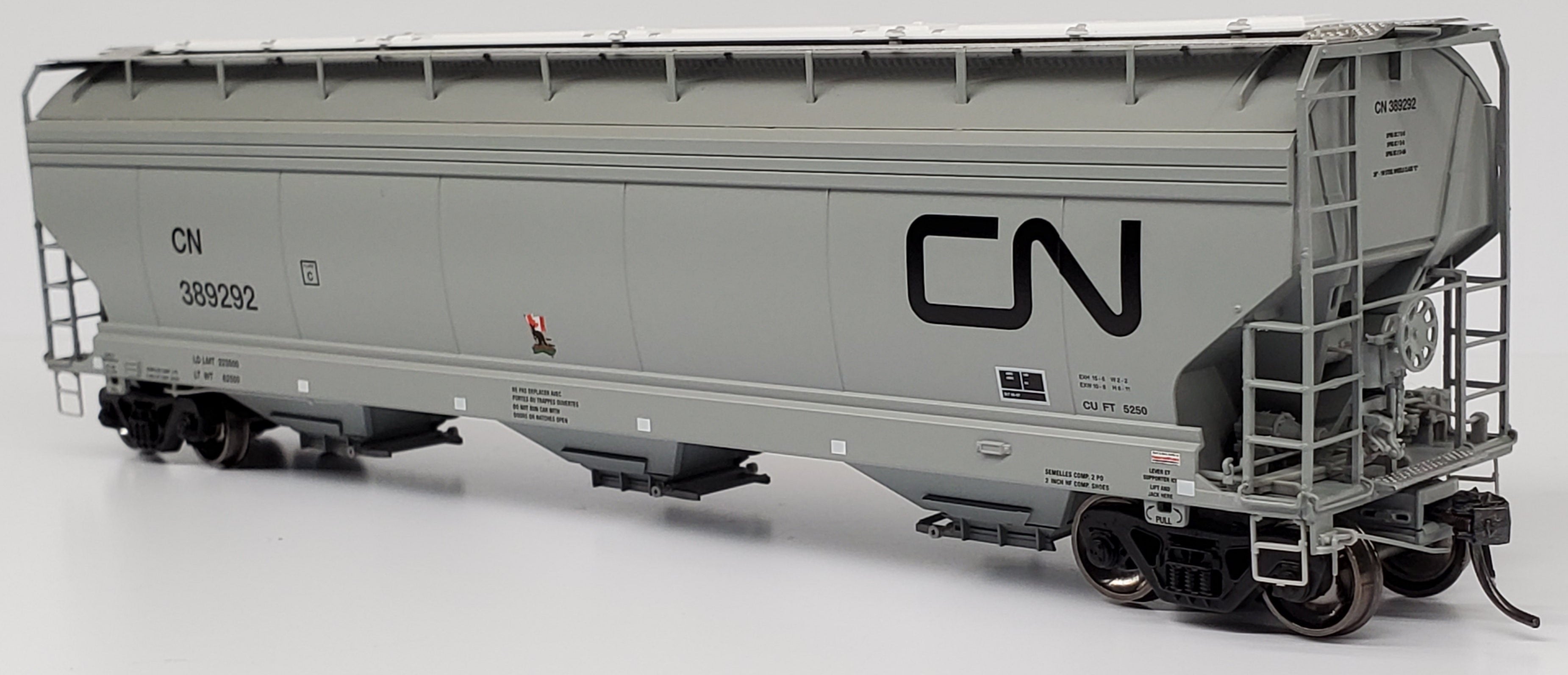 HO Trenton 5250 Hopper CN Late Black
