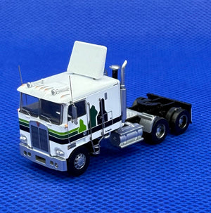 Trainworx N Kenworth K100- Kenworth Canadiana Qu'Appelle Green
